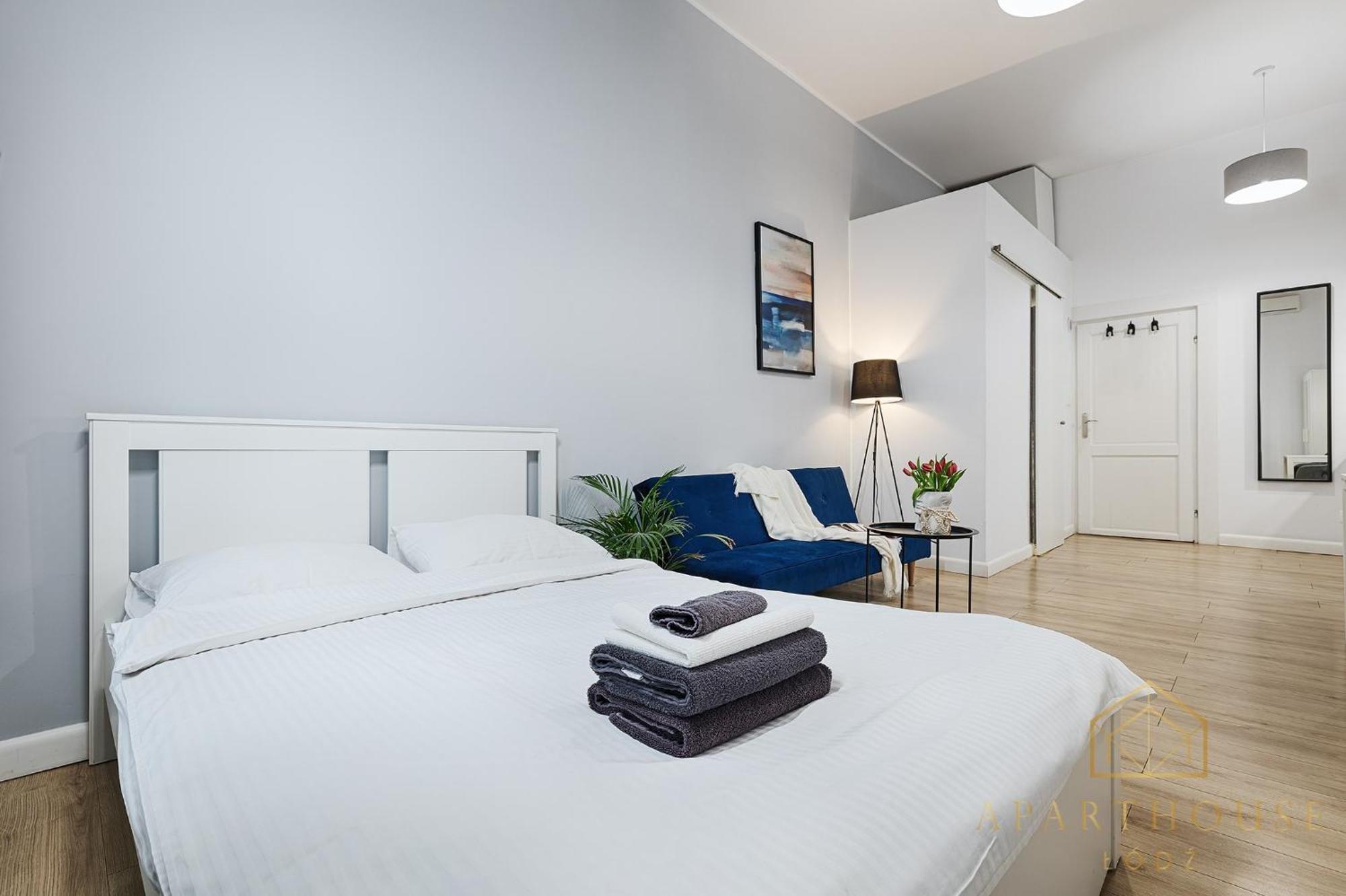 Royal Style Apartment Лодзь Экстерьер фото