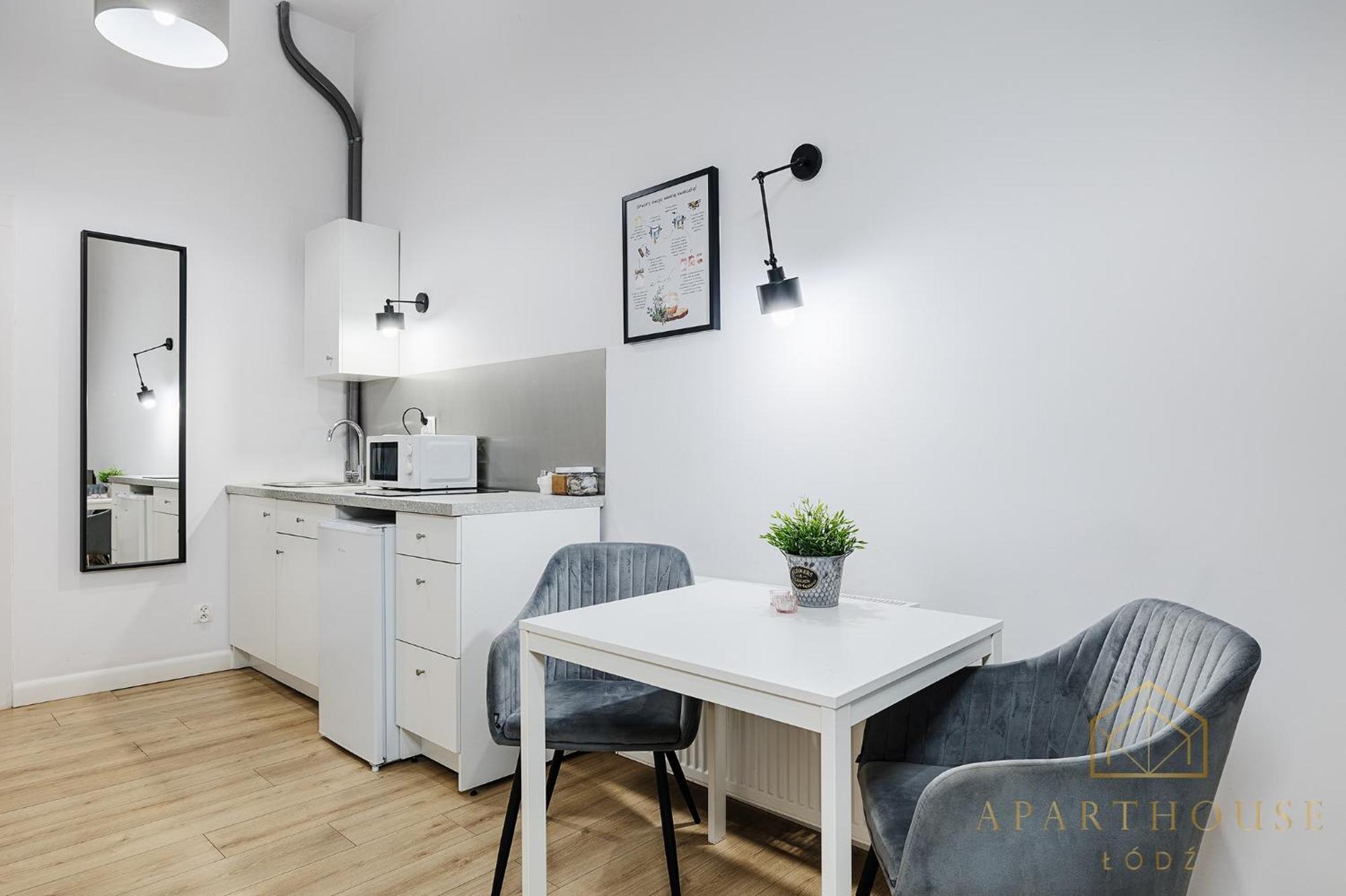 Royal Style Apartment Лодзь Экстерьер фото